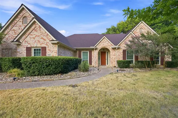 4518 Pecan Creek Drive, Midlothian, TX 76065