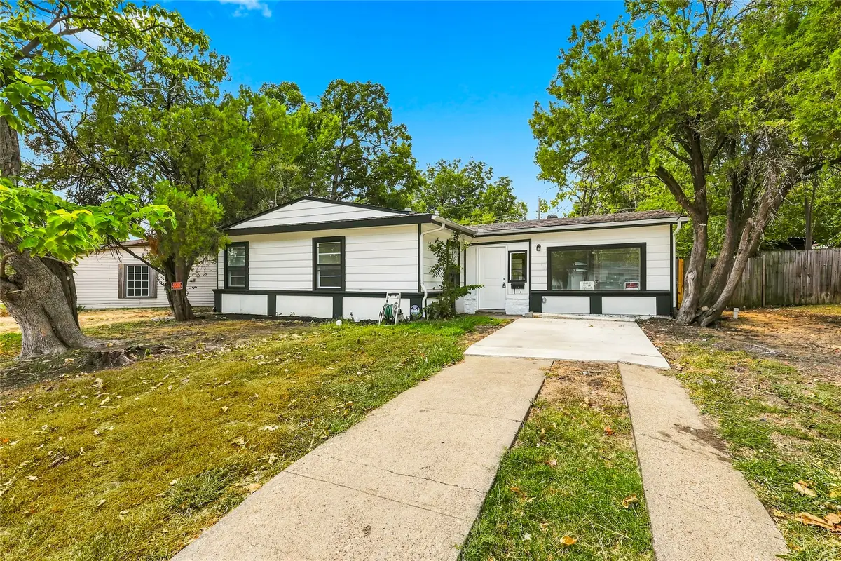 702 Jonathan Lane, Arlington, TX 76010 - #1