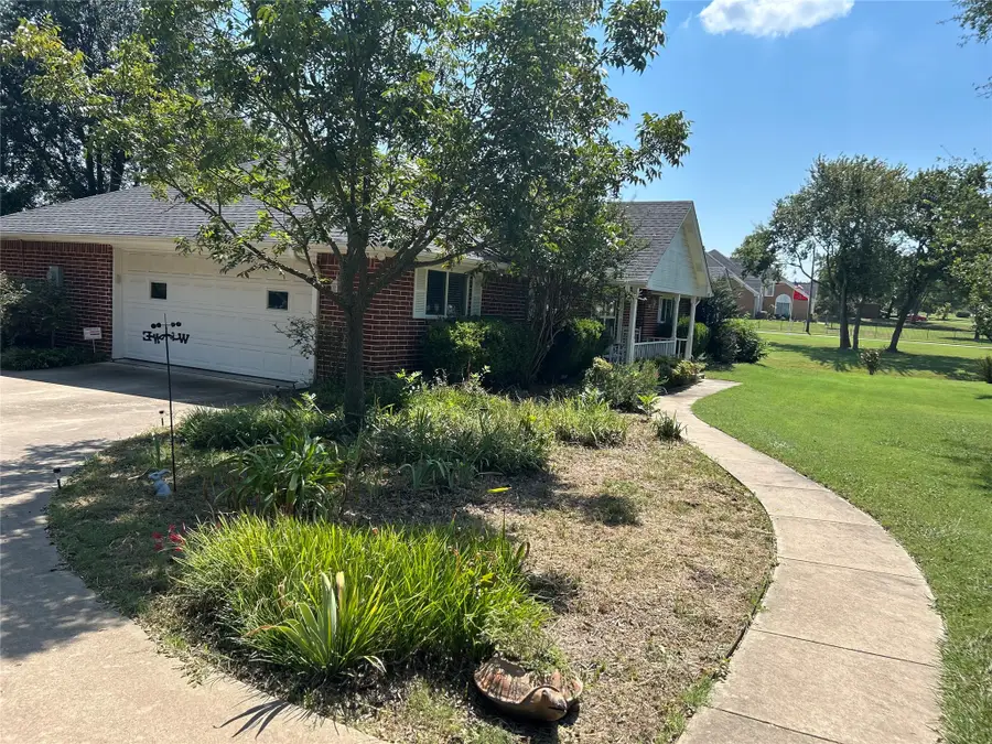 706 Georgetown Road, Ovilla, TX 75154 - #3