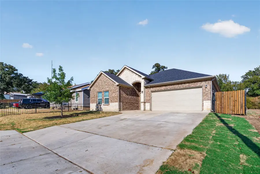 2517 Donalee Street, Fort Worth, TX 76105 - #3