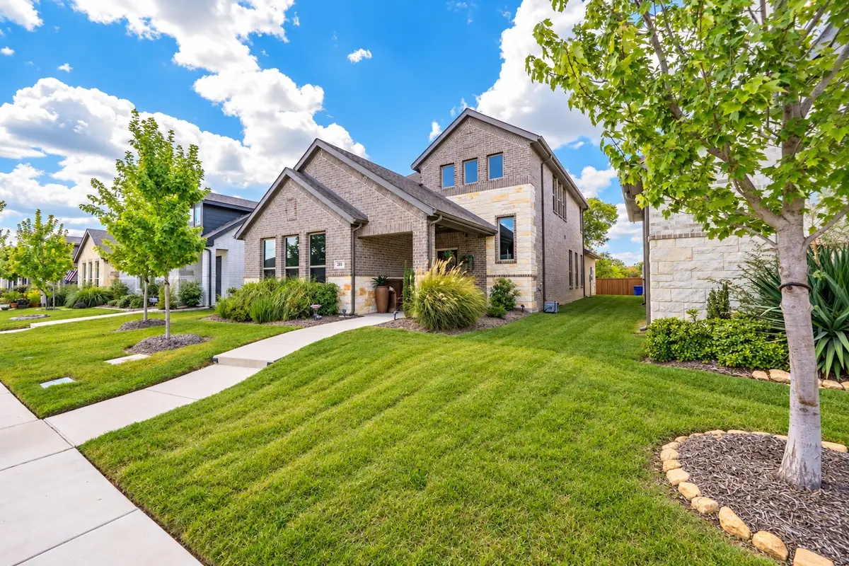 201 Foreman Drive, Midlothian, TX 76065 - #1