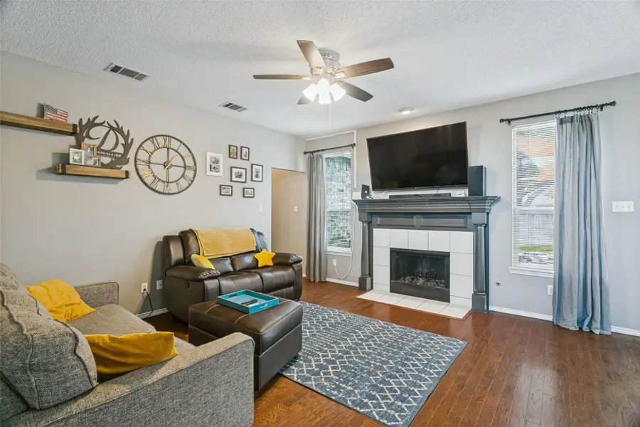 1400 Wentworth Drive, Lewisville, TX 75067 - #3