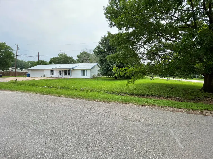 400 N Angelina, Whitney, TX 76692 - #3