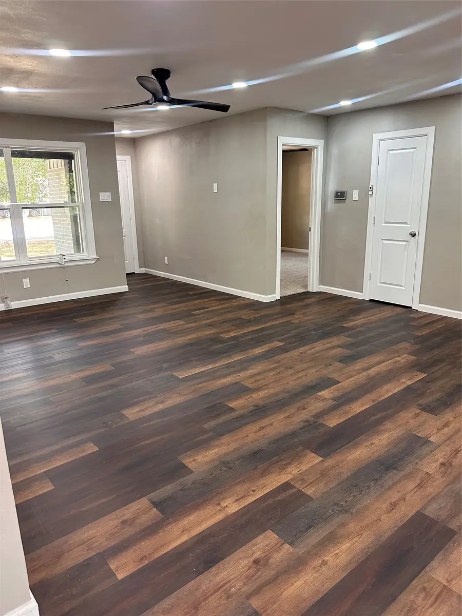819 W State Street, Terrell, TX 75160 - #3