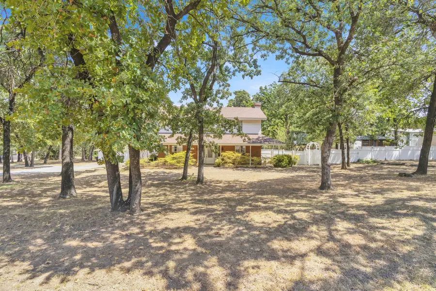 124 Alvarado Oak Drive, Alvarado, TX 76009 - #3