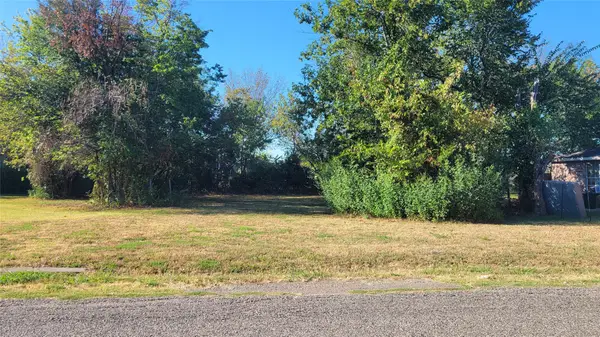1905 Sycamore Street, Commerce, TX 75428