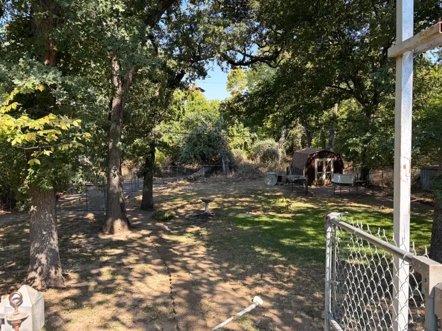 125 Glenhaven Drive, Azle, TX 76020 - #2
