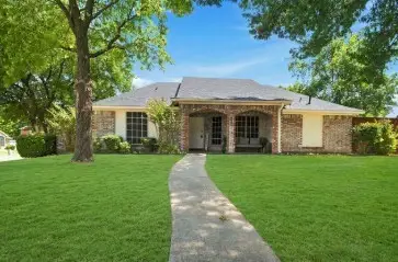 937 Knollwood Drive, DeSoto, TX 75115