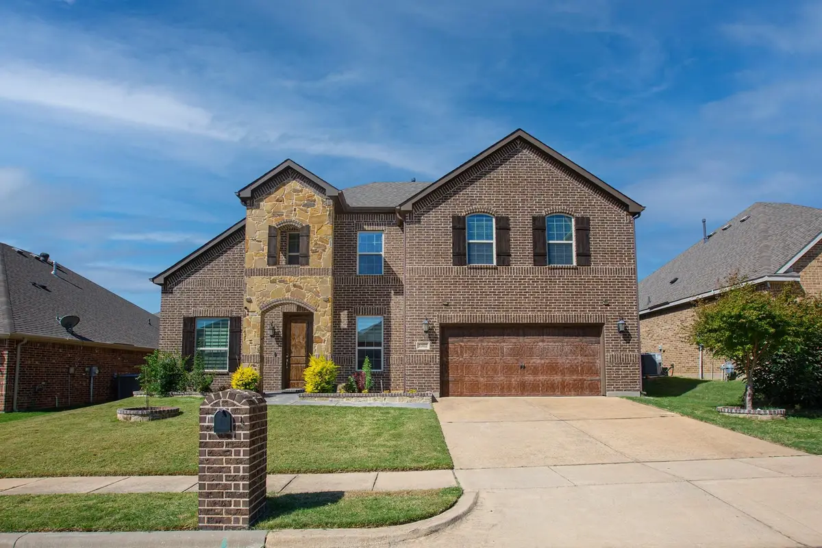1002 Nail Lane, Euless, TX 76040 - #1