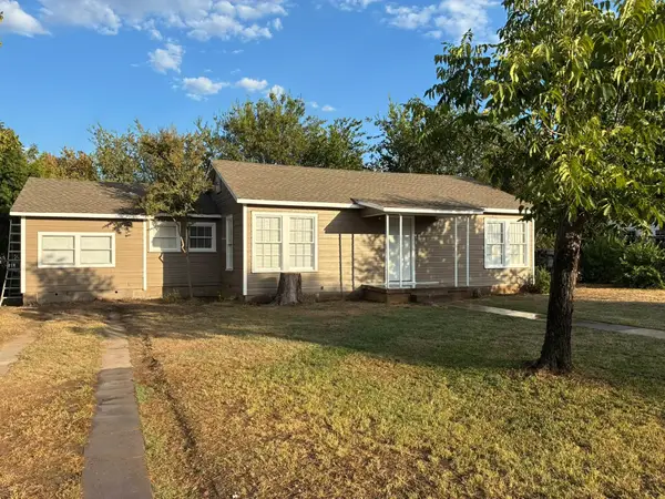 1102 La Monte Drive, Brownwood, TX 76801
