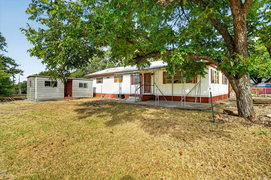 161 Arlington Street, Whitney, TX 76692 - #3