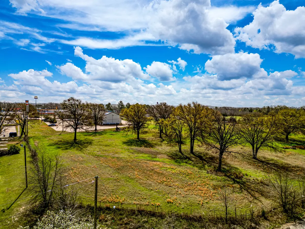 2351 N Trade Days Boulevard, Canton, TX 75103 - #1
