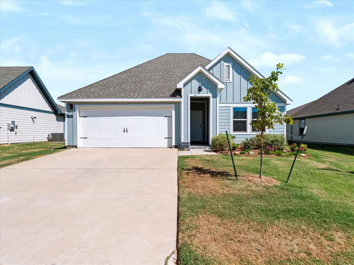 740 Amelia Court, Pilot Point, TX 76258 - #1