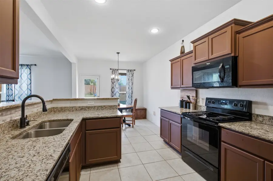 16 Kramer Court, Sanger, TX 76266 - #2