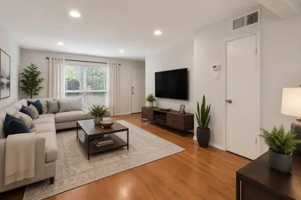 4525 Gilbert Avenue #207, Dallas, TX 75219