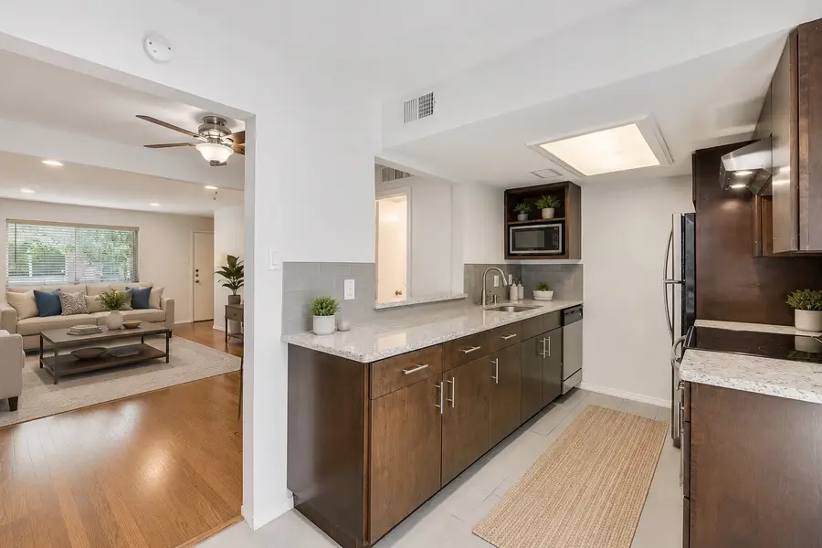 4525 Gilbert Avenue #207, Dallas, TX 75219 - #3