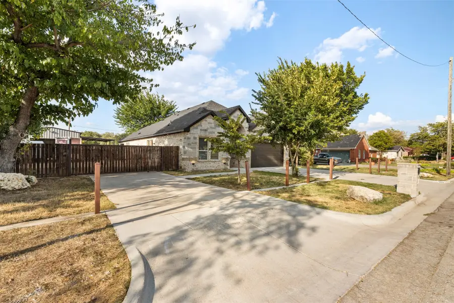 3203 Shamrock Lane, Forest Hill, TX 76119 - #3