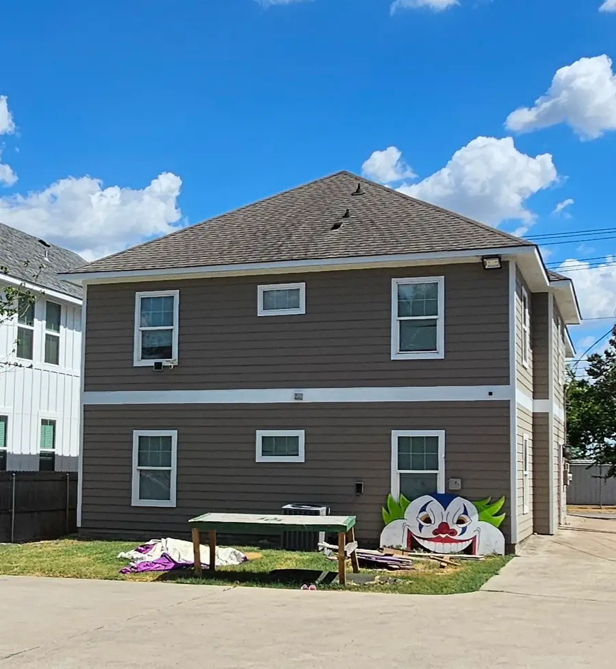 1305 Daughtrey Avenue, Waco, TX 76706 - #2