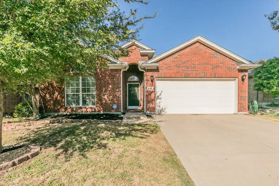 5009 Bedfordshire Drive, Fort Worth, TX 76135 - #2