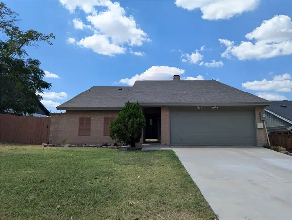 2727 Colonial Drive, Carrollton, TX 75007