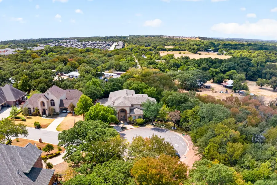 544 Waterchase Drive, Fort Worth, TX 76120 - #2