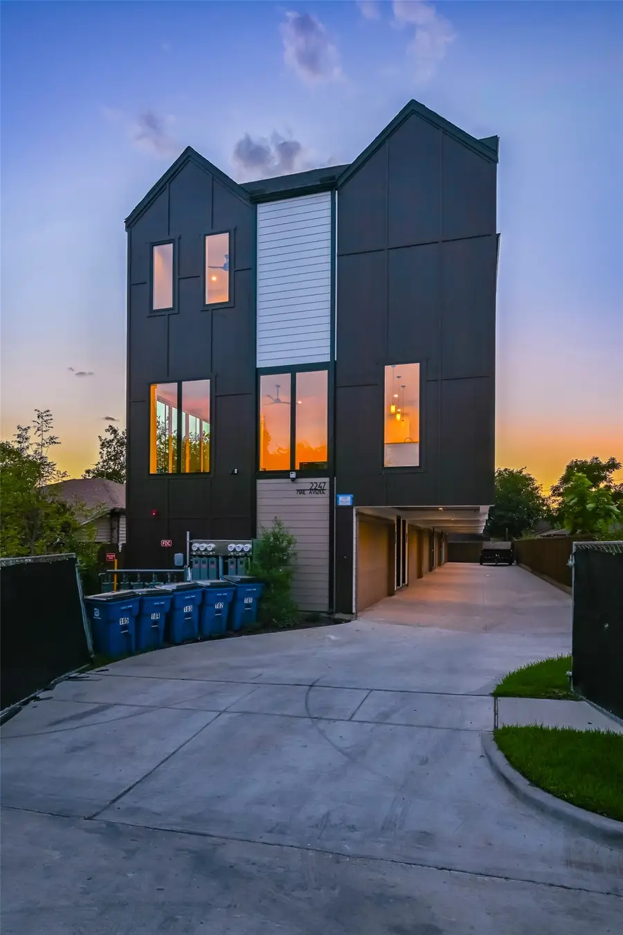 2247 Mail Avenue #102, Dallas, TX 75235 - #2