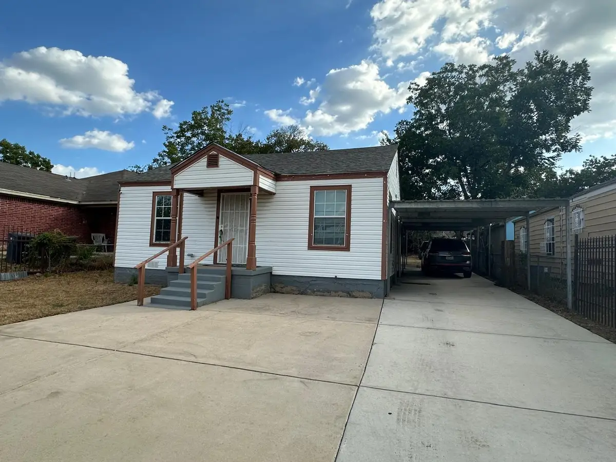 2720 Burchill Road, Fort Worth, TX 76105 - #1