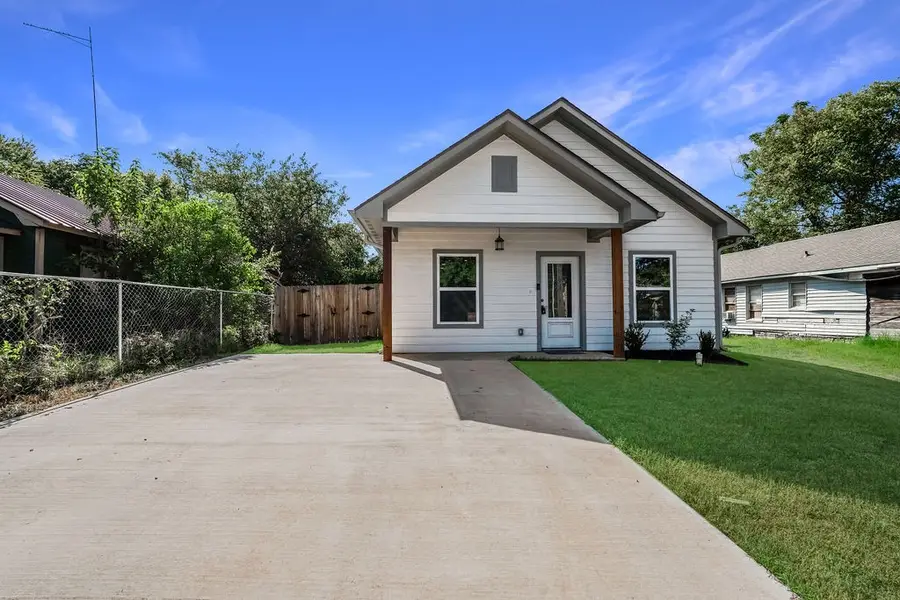 204 Bradford Avenue, Arp, TX 75750 - #2