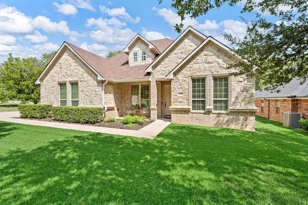 6520 Valleyview Drive, North Richland Hills, TX 76182