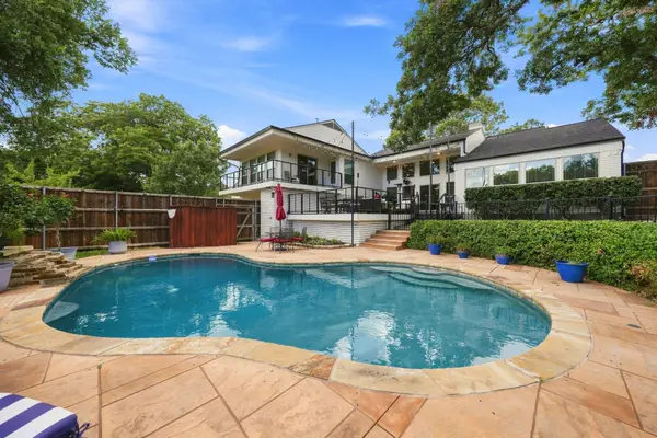 303 Russwood Street, Rockwall, TX 75087