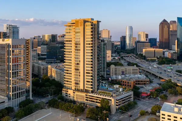2200 Victory Avenue #2207, Dallas, TX 75219