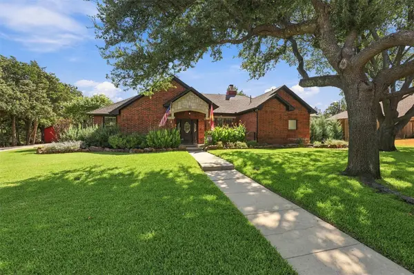 1821 Quail Run Drive, Corinth, TX 76208