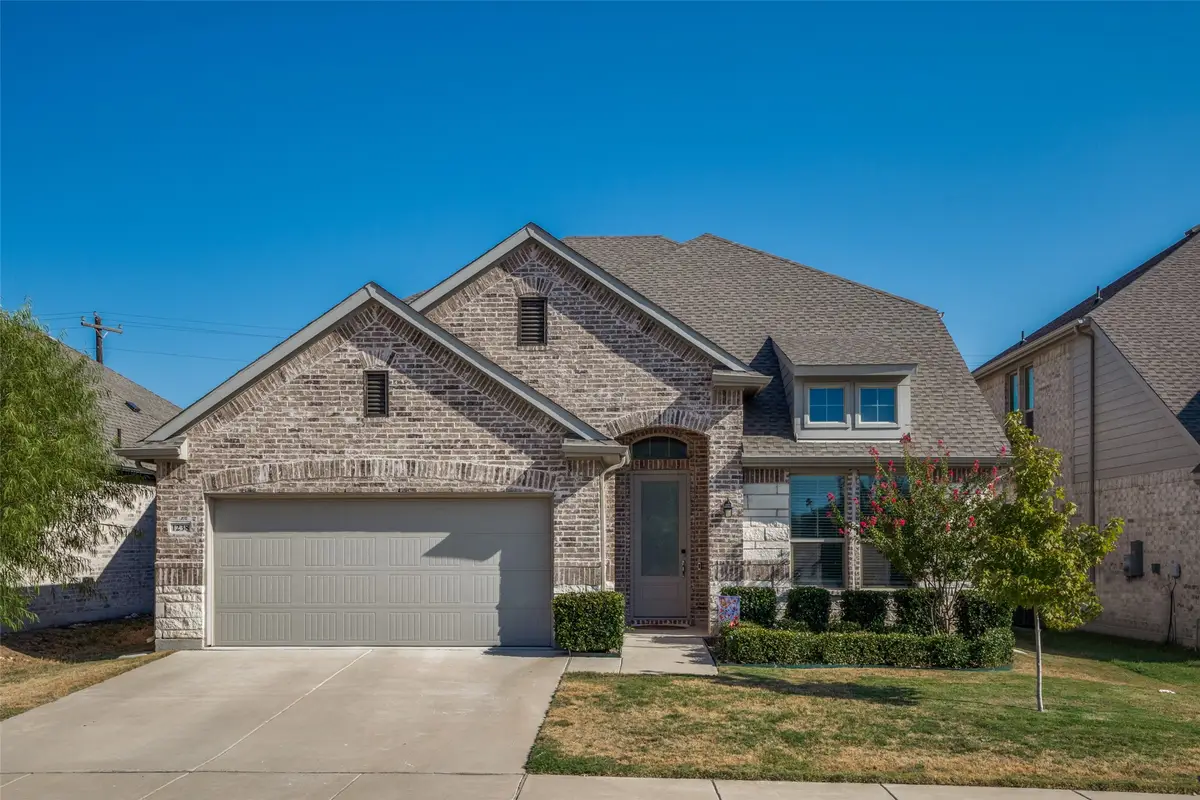 1238 Stagecoach Trail, Justin, TX 76247 - #1