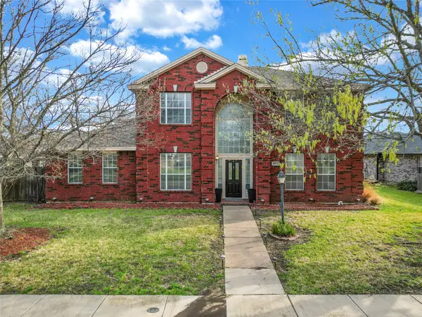 2913 Spartacus Drive, Grand Prairie, TX 75052