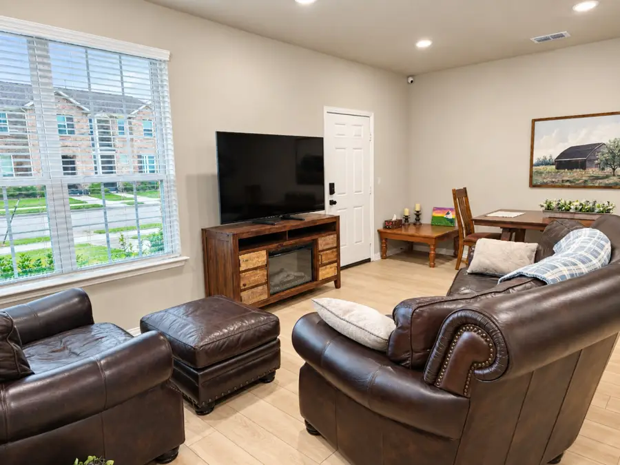 3722 Malibu Drive, Sherman, TX 75090 - #2