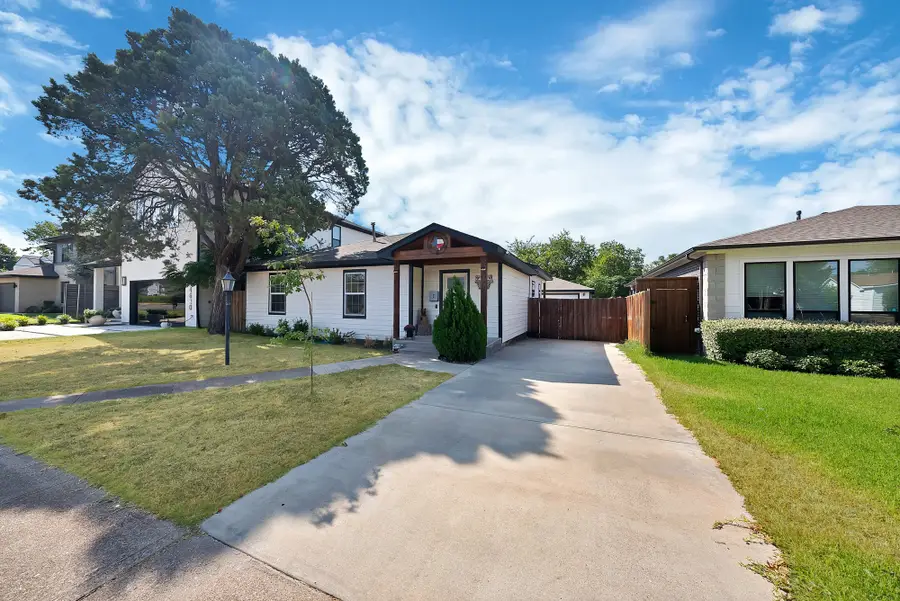 4622 Newmore Avenue, Dallas, TX 75209 - #3
