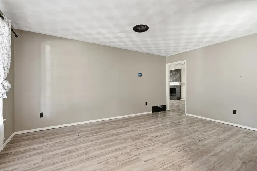 439 Shorewood Drive, Duncanville, TX 75116 - #3