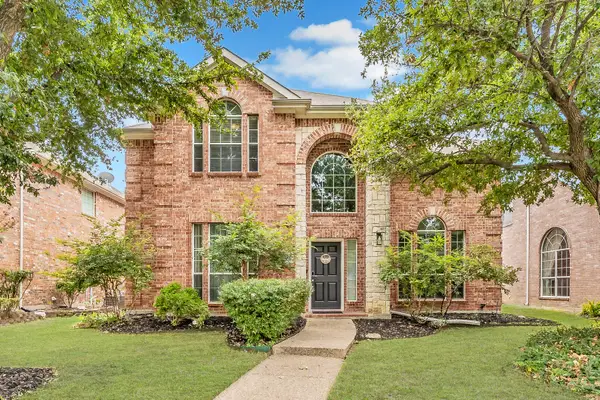 12361 Hawk Creek Drive, Frisco, TX 75033