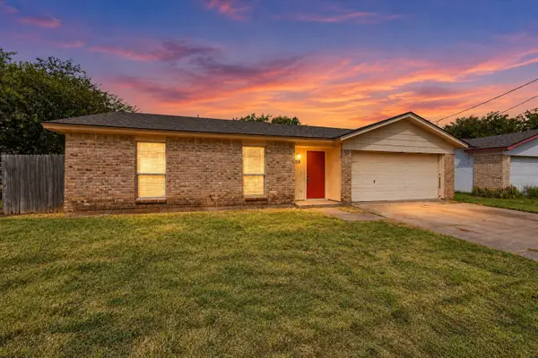 209 Water Lane, Crowley, TX 76036