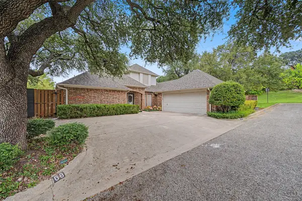 68 Legend Road, Benbrook, TX 76132