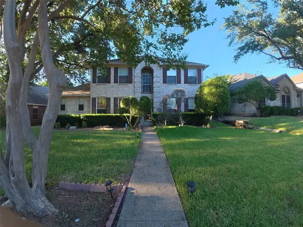 813 Courson Drive, DeSoto, TX 75115