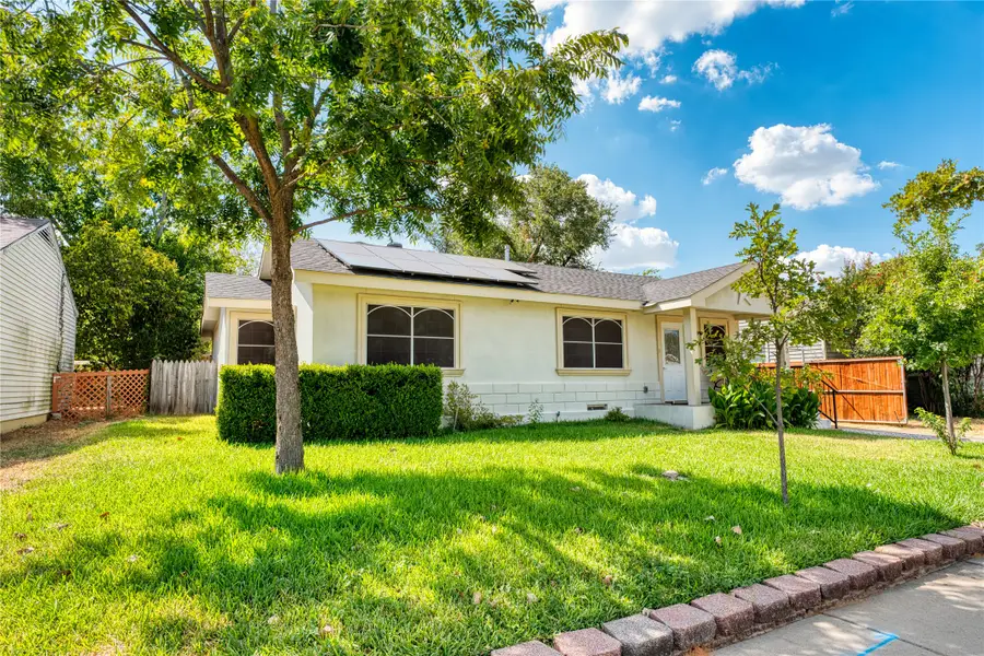 813 Iowa Street, Irving, TX 75060 - #2