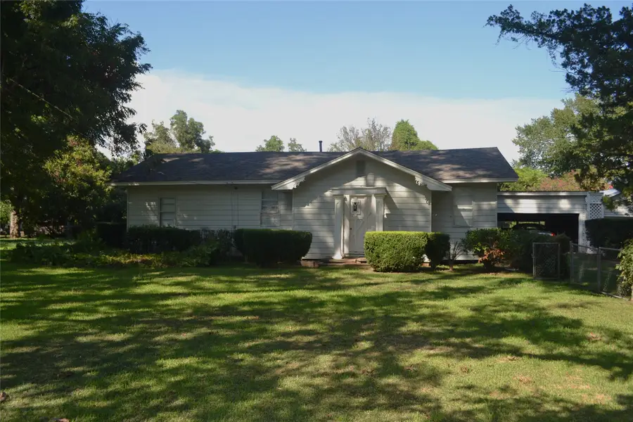 216 Louisiana Street, Belcher, LA 71004 - #2
