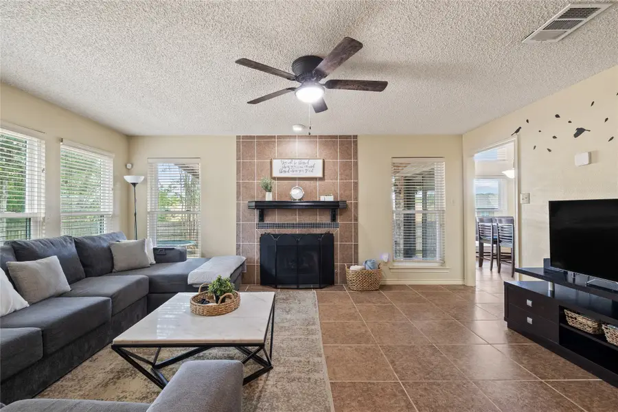 853 Via Madonna, Mesquite, TX 75150 - #2