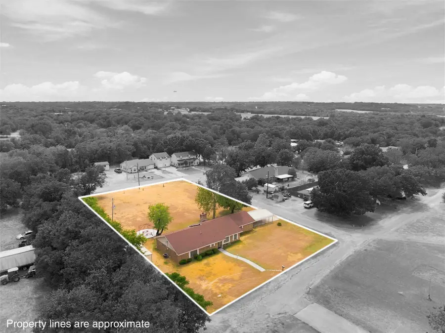 101 W Avenue G, Valley Mills, TX 76689 - #2