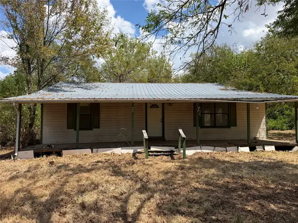 370 Locust Street, Point, TX 75472