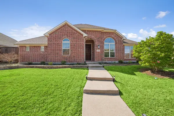 7410 Handen Drive, Rowlett, TX 75089