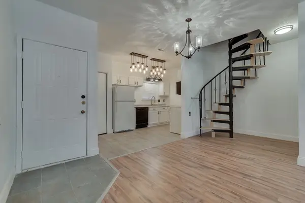 5550 Spring Valley Road #E24, Dallas, TX 75254