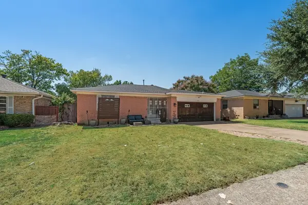 2219 Mccutcheon Lane, Dallas, TX 75227