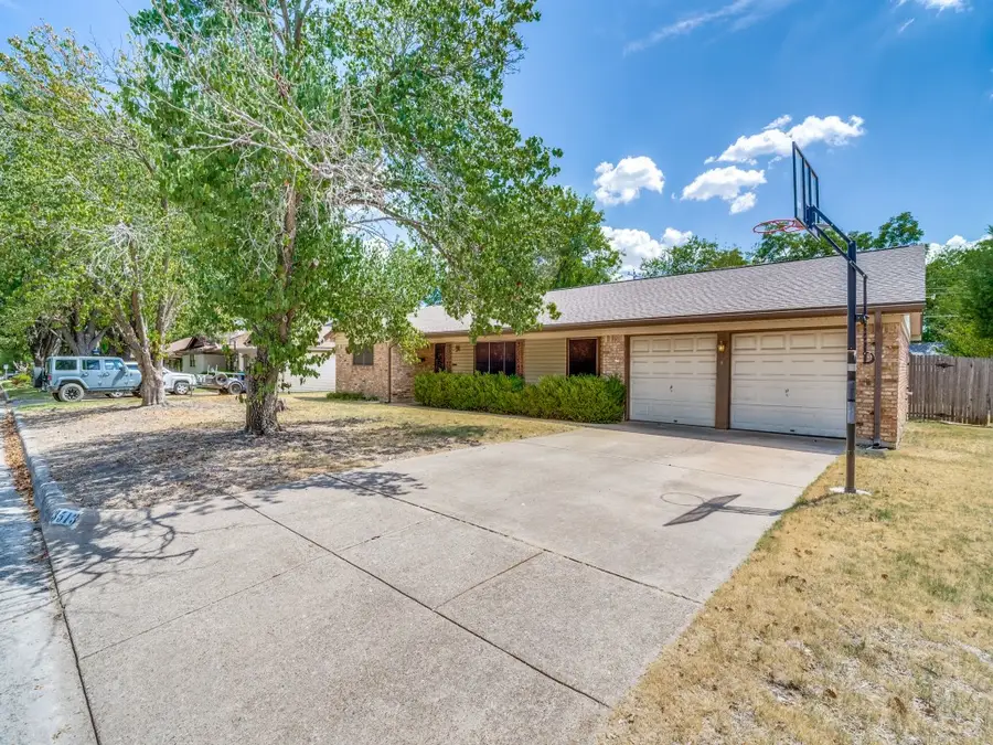 3513 Wren Avenue, Fort Worth, TX 76133 - #2
